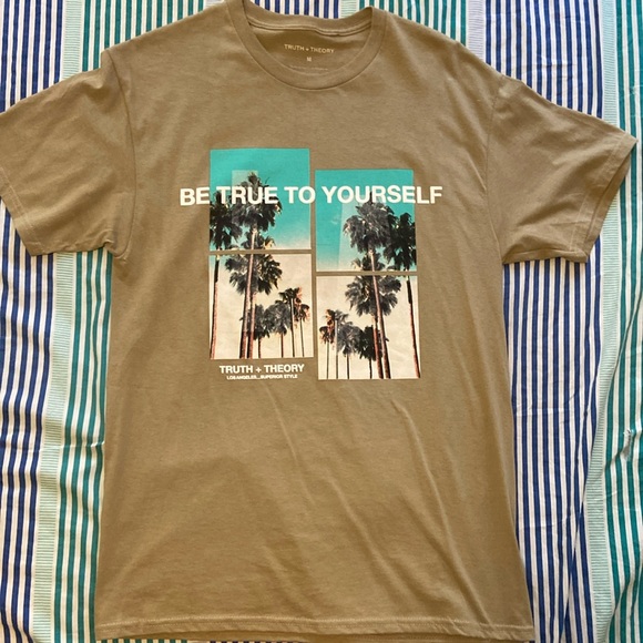 Truth + Theory Graphic tee Unisex - Picture 1 of 3